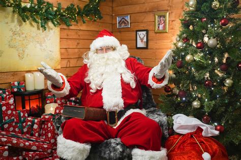 Santas Grotto To Go Virtual This Year As Retailers Cancel Christmas