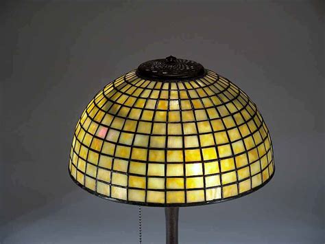 12″ Geometric Gold Tiffany Lamps