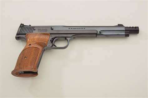 Smith And Wesson Model 41 22lr Semi Auto Pistol 8 12 Barrel With