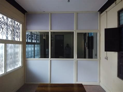 Aluminium Sliding Doors For Office Interior At Rs 250sq Ft In