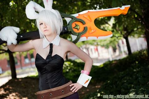 Bunny Riven League Of Legends Cosplay By Mao Chan Photography By