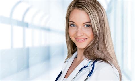 Premium Photo Doctor Nurse Female Doctor Women Isolated Female Smiling