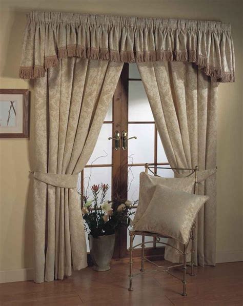 The promo codes, sales and deals you can use today to get more of what you love. luxury living room curtains Ideas 2011 | Home Interiors