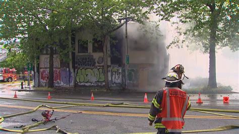 Crews Knock Down 2 Alarm Fire In Vacant Building Near Seattle Center