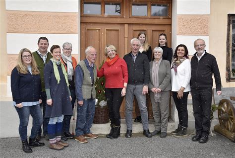 Pfarr Und Gemeindebibliothek Ausschuss In St Michael Neu Gew Hlt Lungau