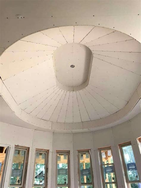 Fixing plasterboard to your ceiling is a serious undertaking, but still well within the reach of an average diy enthusiast. Plasterboard feature ceiling ready for skim (With images ...