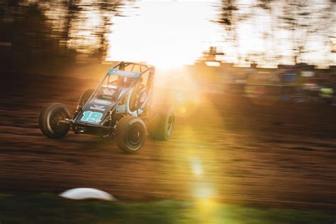 Sideways Dirty And Wicked Fast Sprint Cars Are An Adrenaline Junkie
