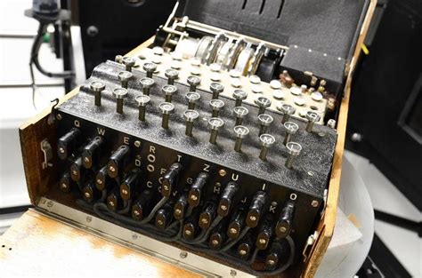 X Ray Imaging Reveals The Secrets Inside The Ww2 Enigma Encryption
