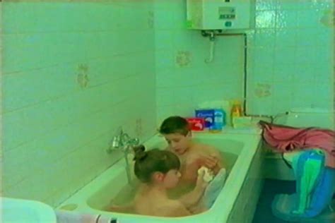 Sexuele voorlichting full movie 1991 english hielde daems, willem geyseghem. Sexuele Voorlichting 1992 Full : Sexuele Voorlichting 1992 ...