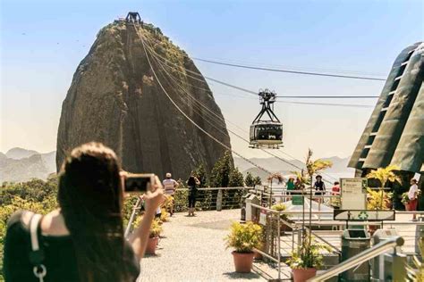 How To Visit Sugarloaf Mountain Rio De Janeiro By Cariocas