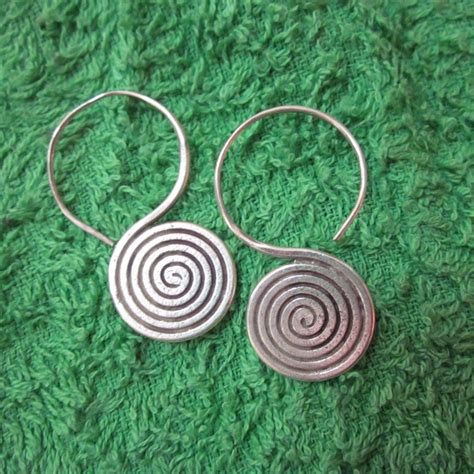 Thai Hill Tribe Earrings Fine Silver Fashions Dangle Spiral Roll Small