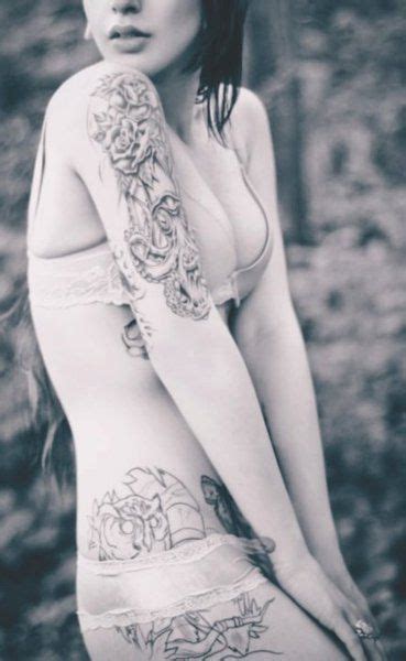 Roses Tattoo Cool Picture Girl Tattoos Rose Tattoos Body Art