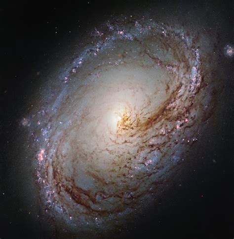 Newly Released Hubble Image Of Spiral Galaxy Messier 96