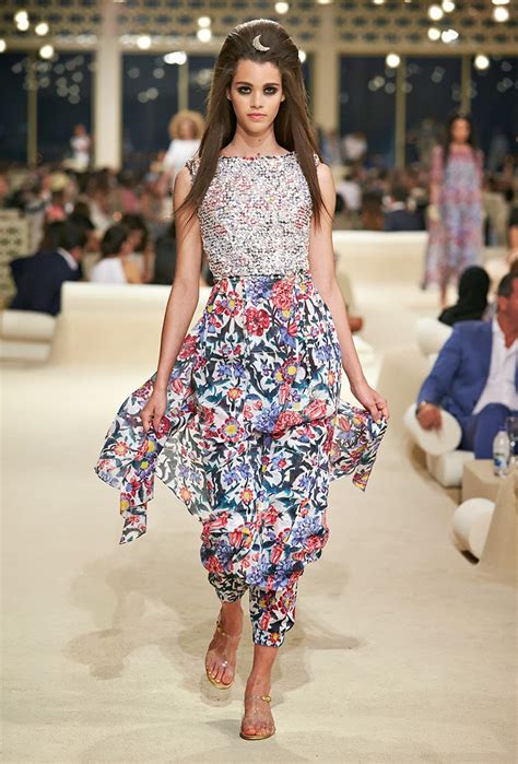 Fashion Show Chanel Cruise Collection 20142015 2