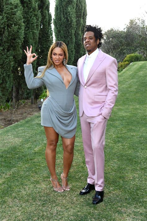 The mid fade (medium fade) haircut trend: Beyoncé and Rihanna Step Out in Style at Roc Nation Brunch ...