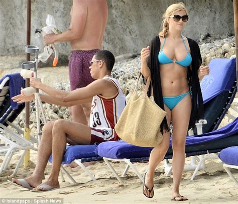 Manchester United S Chris Smalling Is Pictured In Barbados With His Girlfriend Sam Cooke Daily