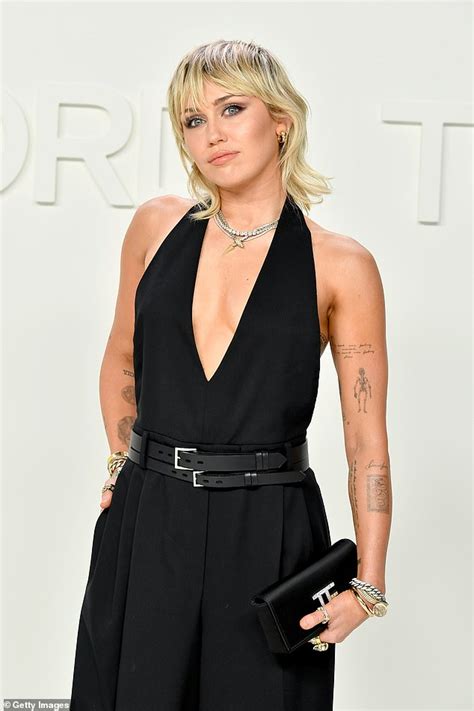 La quinta resort, la quinta, calif. Miley Cyrus and Cody Simpson pamper their pooch on masked ...