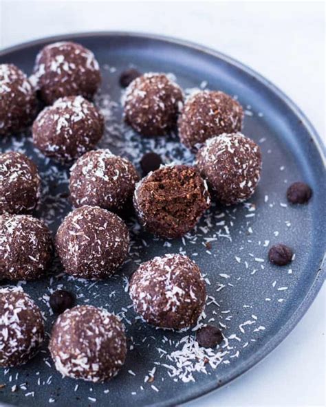 Chocolate Coconut Date Balls Vegan And Gluten Free Keeping The Peas