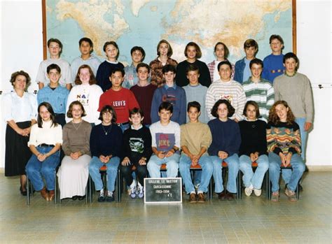 Photo de classe 4°E C LE BASTION de 1993, Collège Le Bastion  Copains