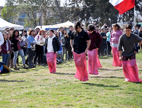 Juegos Tradicionales Y Diversión Marcaron La Fiesta De La Chilenidad Uc
