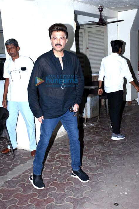 Photos Anil Kapoor Shanaya Kapoor Khushi Kapoor Join Celebrations Of Janhvi Kapoors Birthday