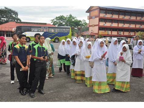 Smka maahad hamidiah, kajang (jln sg ramal luar), kajang, selangor, malasia. Rombongan Dari Maahad Hamidiah Kajang Selangor | Foto ...