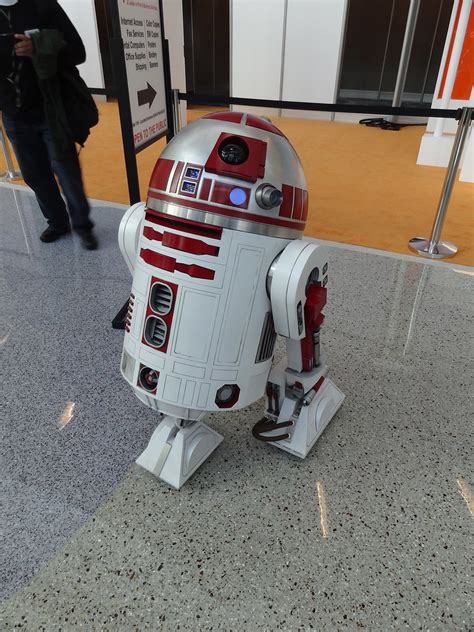A Red R2 Unit From Star Wars Sebulia Flickr