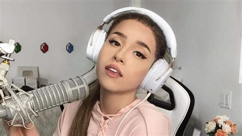 Who Is Pokimane Boyfriend All You Need To Know About Twitch Stars