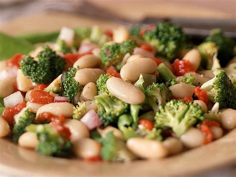 Broccoli And Cannellini Bean Salad Recipe Myrecipes