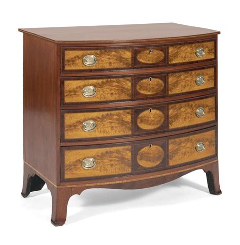 Bowfront Chest Of Drawers In Mahogany With Extensive Flame