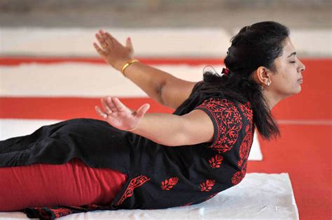 Can Yoga Help You Lose Weight India Real Time Wsj