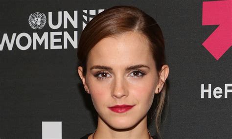 Feminists Rally Round Emma Watson After Nude Photos Threats Online