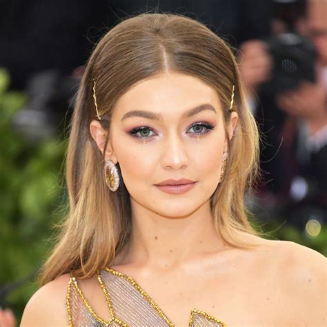 Met Gala 2018 The Best Hair And Makeup Looks Of The Night Cool