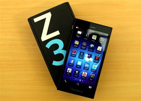Download opera mini 7.6.4 android apk for passport, z30, z10, q10, q5. Biareview.com - BlackBerry Z3