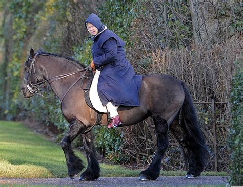 The Queen Still Riding At 85 Now Thats A Horsewoman Hm The Queen