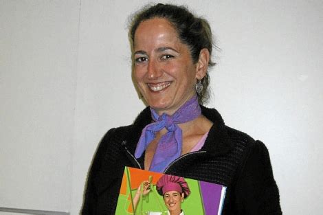 Es una especie de enseñanza diaria personalizada a cada alumno que quieren en la mayoría sorprender a su pareja y amigos cocinándoles. La repostera de televisión Eva Arguiñano, ingresada en la ...