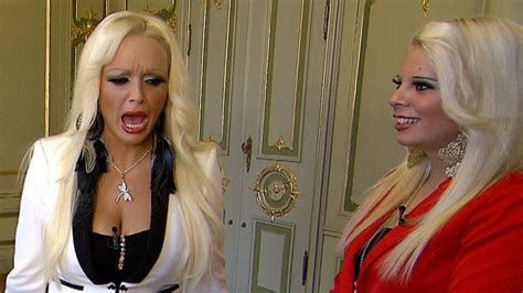 Daniela katzenberger blockiert auf instagram einige accounts prominenter kollegen. Daniela Katzenberger: Deswegen kam es damals wirklich zum ...