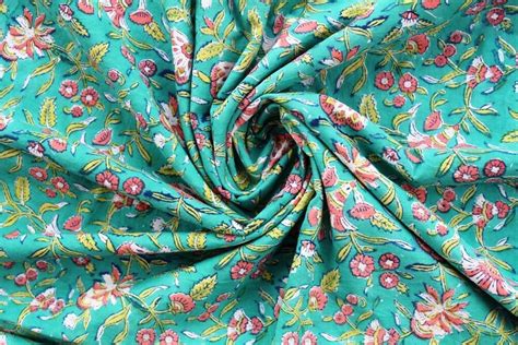 Indian Handblock Print Fabric 100 Cotton Floral Dressmaking Running