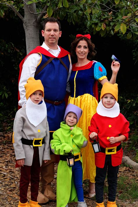 Diy Snow White And Seven Dwarfs Costumes Tutorials Artofit