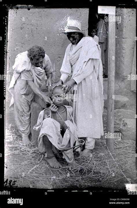 Punishment Of A Slave Fotos Und Bildmaterial In Hoher Auflösung Alamy