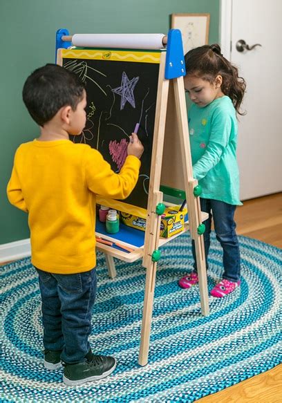 Download Kids Wooden Art Easel | crayola.com.au