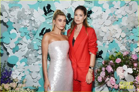 Photo Kendall Jenner See Through Dress Tiffany Co Event Photo