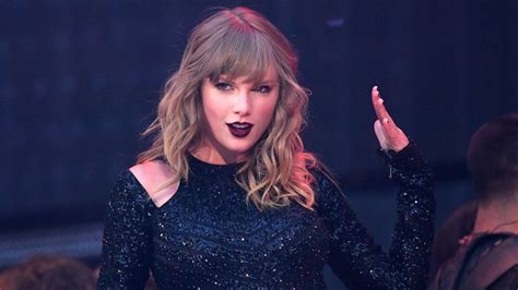 Taylor Swift Used Facial Recognition Software To Detect Stalkers At Her Concert Hitz