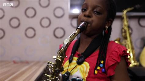 Temilayo Abodunrin Pipo Say I Dey Heal Dem Wit My Saxophone Nine Year Old Girl Bbc News