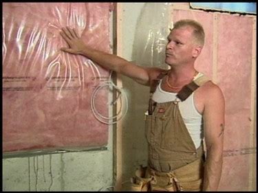 Learn how to insulate basement walls properly. Good and bad techniques in insulating basement walls.