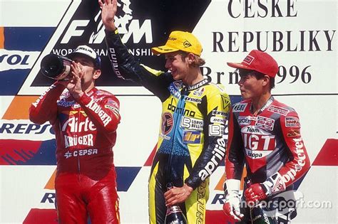 Reginaldo rossi 1983 cd sonha comigo original hd. Valentino Rossi, 20 anni di vittorie e non sentirli ...