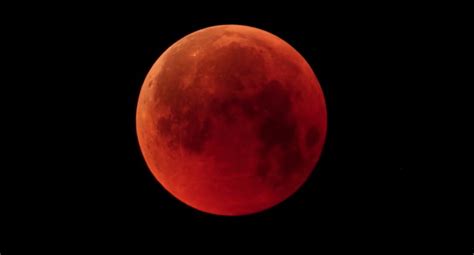 Ver Luna De Sangre 2019 En Vivo Sigue Online El Eclipse Total De La Superluna De Sangre De