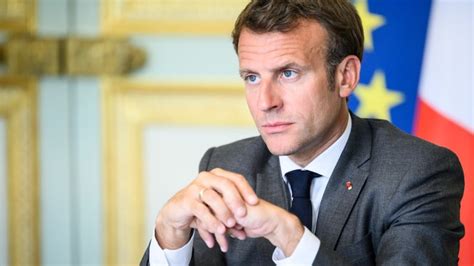 emanˈɥɛl ʒɑ̃ miˈʃɛl fʁedeˈʁik makˈʁɔ̃; Emmanuel Macron furieux : cette affaire qui le met hors de ...