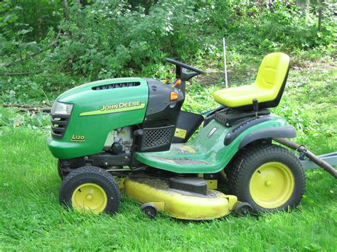 John Deere 100 Lawn Mower Color Of John Deere