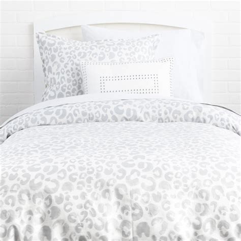 To find out about the zebra & leopard duvet cover 1pc at shein, part of our latest duvet covers ready to shop online today! Snow Leopard Duvet Cover Set | Duvet cover sets, Leopard ...